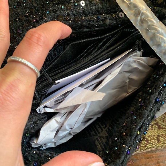 Authentic KURT GEIGER LONDON Tweed Lock fringe sequins flap Crosby/shoulder - Picture 8 of 15